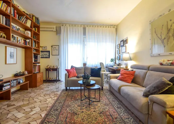 Stunning Apartment In Viareggio